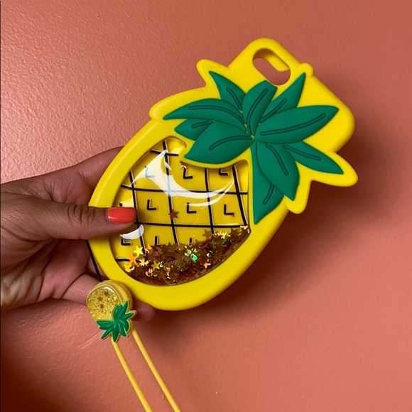 Ultra thick soft silicone iPhone case - Picture 5 of 5